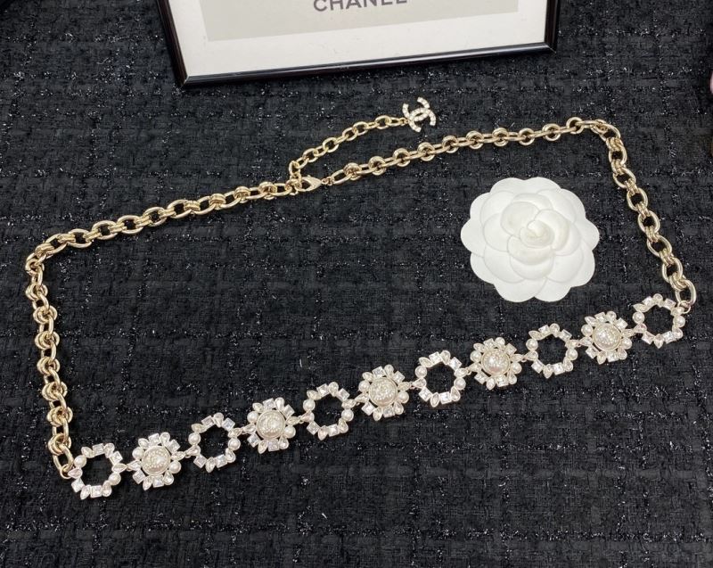 Ch**el waist chain